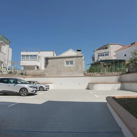 Pine Apartment Primosten