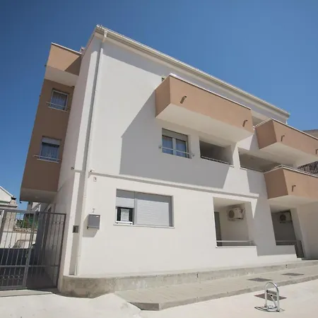 Pine Appartement Primošten
