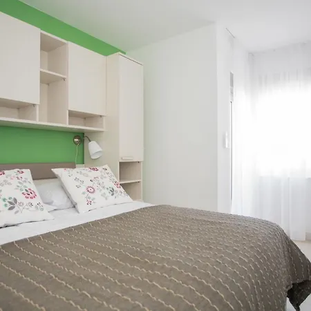 Appartement Pine Primošten